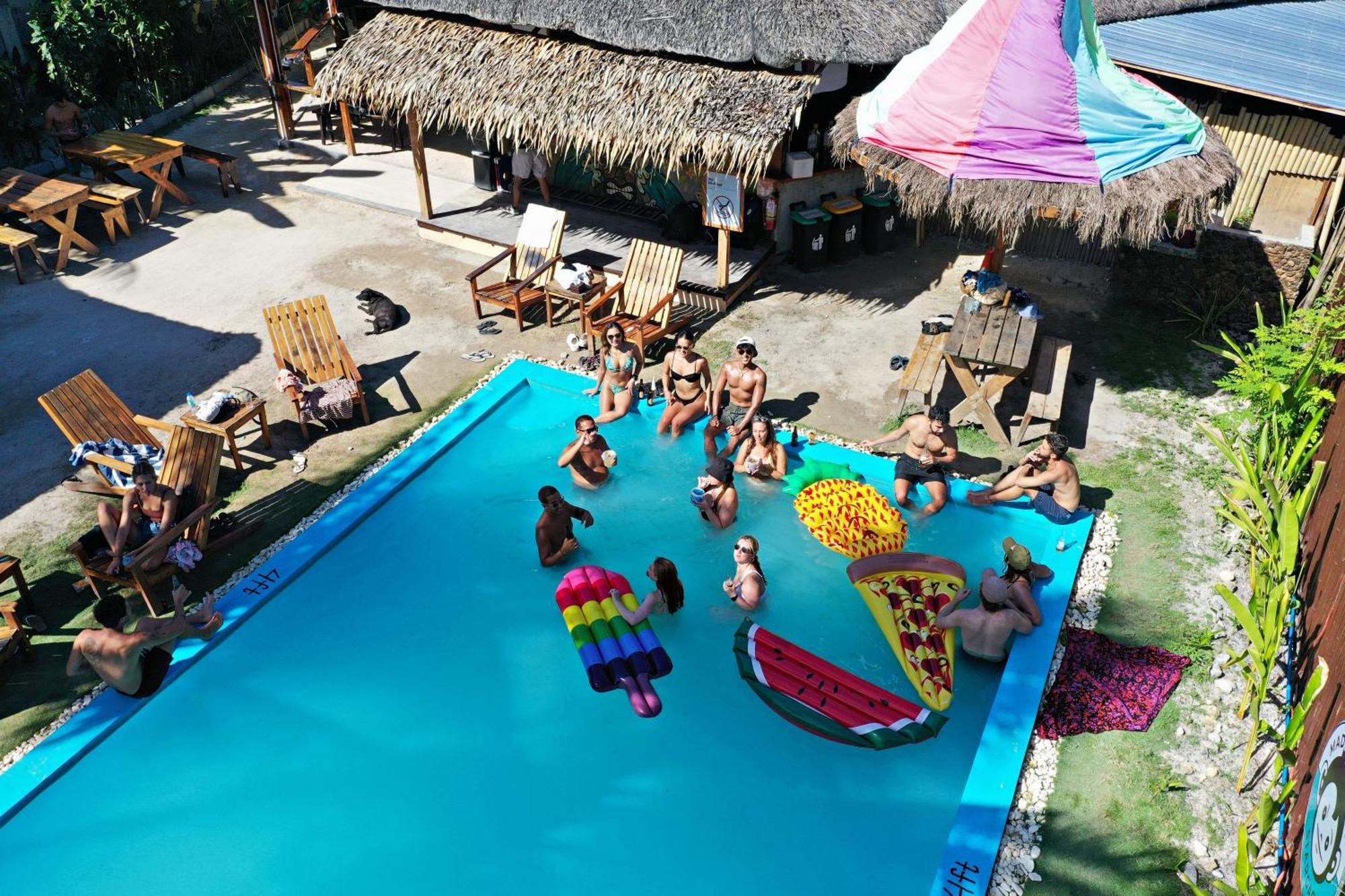 Mad Monkey Hostel Siargao General Luna  Exterior foto